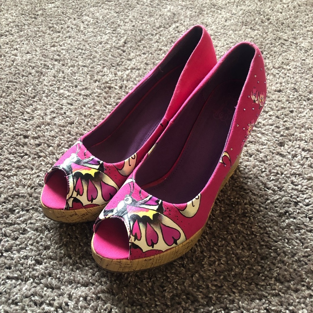 Pink Ed Hardy shoes high heels cute size 9